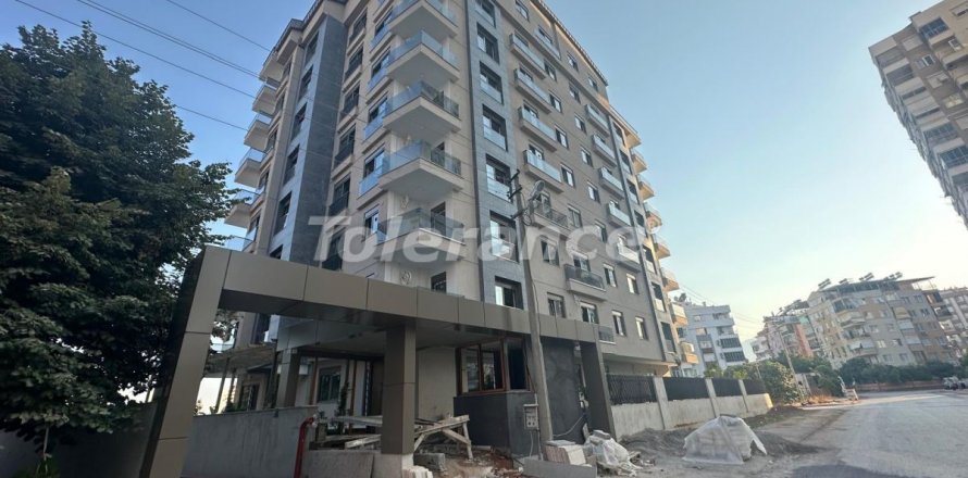 2+1 Apartment  in Antalya, Turkey No. 175575