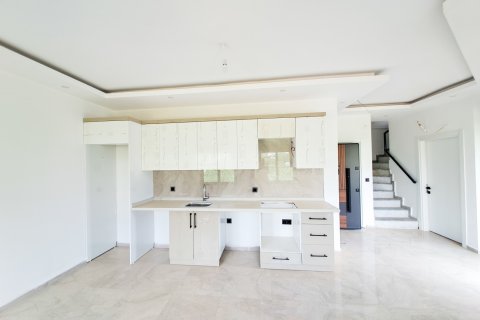 Apartment for sale  in Alanya, Antalya, Turkey, 2 bedrooms, 100m2, No. 185872 – photo 1