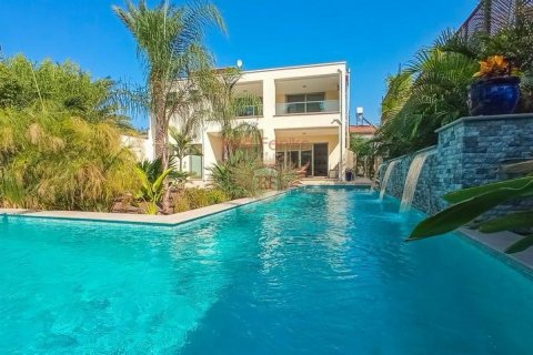 Villa for sale  in Girne, Northern Cyprus, 4 bedrooms, 380m2, No. 192796 – photo 1