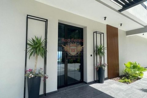 ویلا در Girne ، ترکیه 4 خوابه ، 400 متر مربع. شماره 192798 - 1