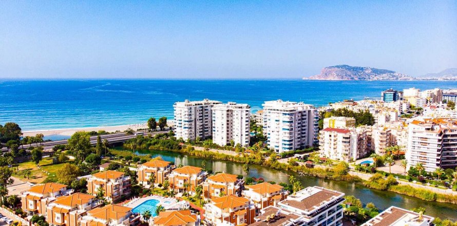 Пентхаус  3+1 в Аланье, Анталья, Турция №185261