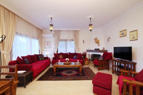 Villa i Girne, Nr. 211000 - 4