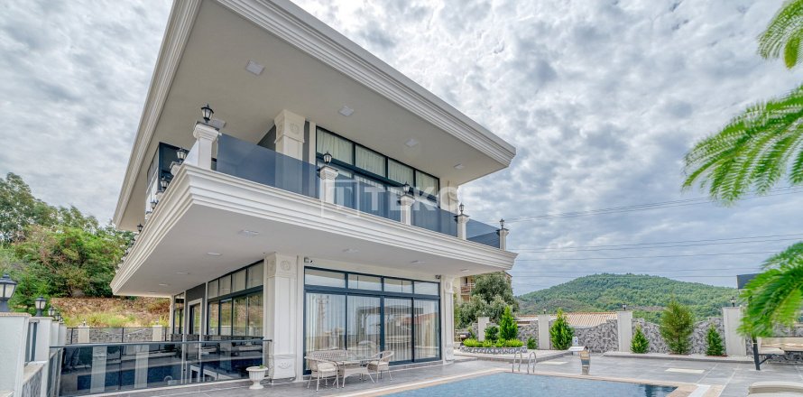 4+2 Villa  in Alanya, Antalya, Türkei Nr. 190554