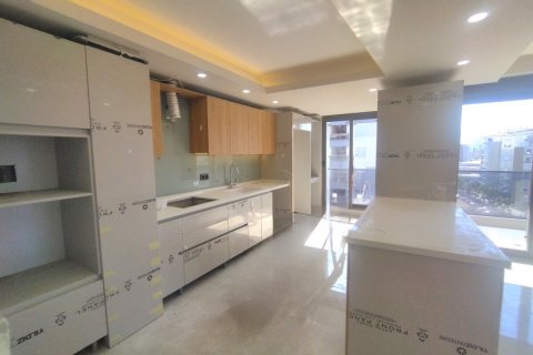 Продажа квартиры  в Анталье, Турция 4+1, 180м2, №185236 – фото 14