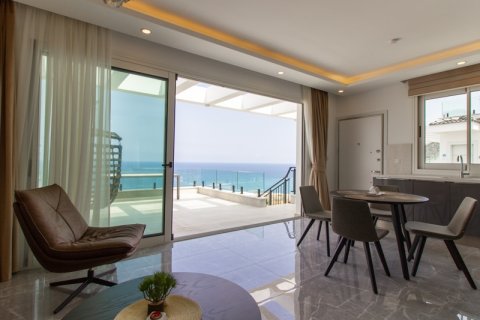 Продажа квартиры  в Гирне, Северный Кипр 2+1, 85м2, №190938 – фото 3