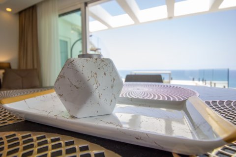 Продажа квартиры  в Гирне, Северный Кипр 2+1, 85м2, №190938 – фото 14