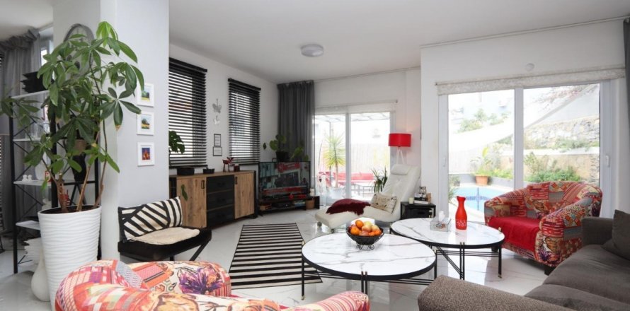 Вилла  6-х ком. в Каргыджаке, Аланья, Анталья, Турция №193539