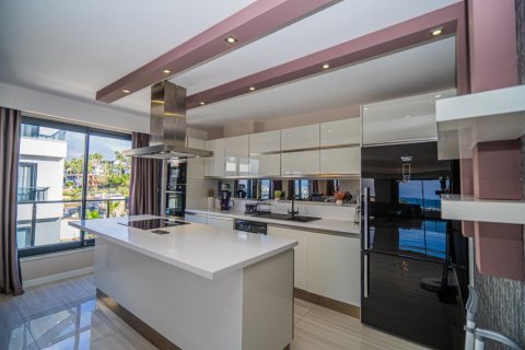 Продажа квартиры  в Каргыджаке, Аланье, Анталье, Турция 4 комн., 170м2, №176769 – фото 5