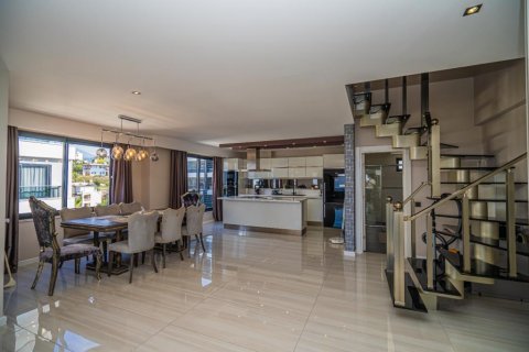 Продажа квартиры  в Каргыджаке, Аланье, Анталье, Турция 4 комн., 170м2, №176769 – фото 2