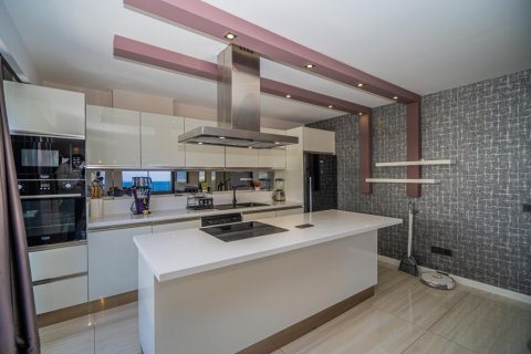 Продажа квартиры  в Каргыджаке, Аланье, Анталье, Турция 4 комн., 170м2, №176769 – фото 3