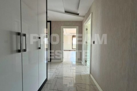 آپارتمان در  Dosemealti ، ترکیه 90 متر مربع.  شماره 191765 - 8