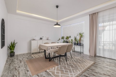 Продажа виллы  в Анталье, Турция 5 комн., 220м2, №189622 – фото 23