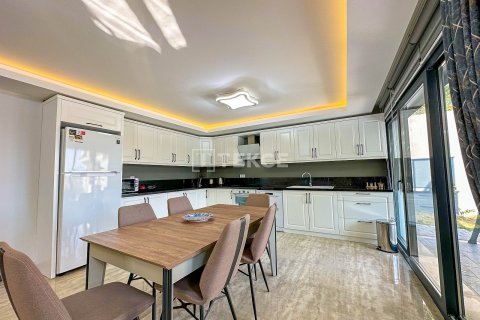 5+1 Villa in Fethiye, Mugla, Türkei Nr. 189631 - 6