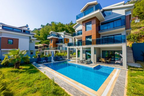 5+1 Villa in Fethiye, Mugla, Türkei Nr. 189631 - 2