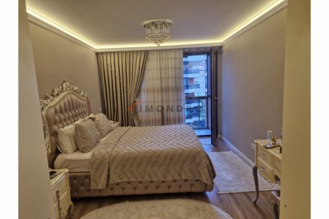 Продажа квартиры  в Бююкчекмедже, Стамбуле, Турция 4+1, 250м2, №193260 – фото 14