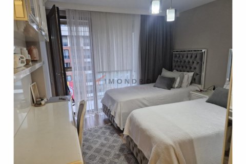 Продажа квартиры  в Бююкчекмедже, Стамбуле, Турция 4+1, 250м2, №193260 – фото 19