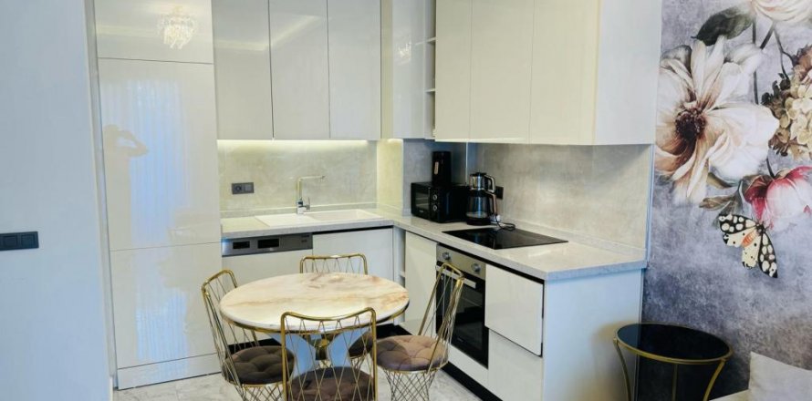 Lejlighed  i Oba, Antalya, Tyrkiet Nr. 194354