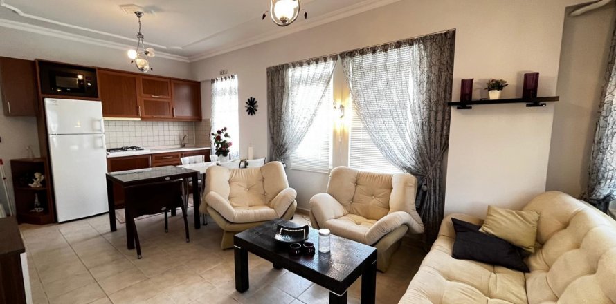 Квартира 2-х ком. в Аланье, Анталья, Турция №185442