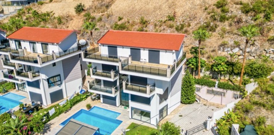 ویلا در  Antalya ، ترکیه 6 خوابه ، 550 متر مربع.  شماره 189208