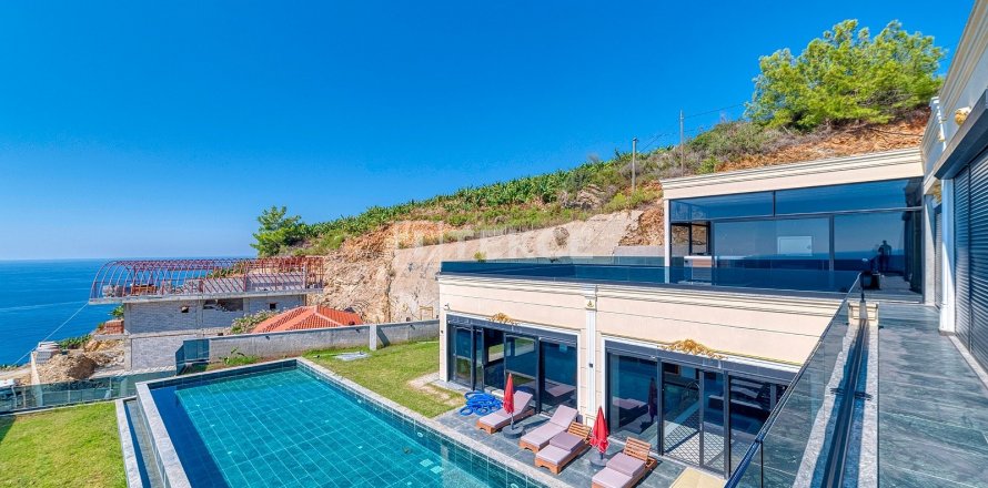 8+1 Villa  i Alanya, Antalya, Tyrkiet Nr. 161866