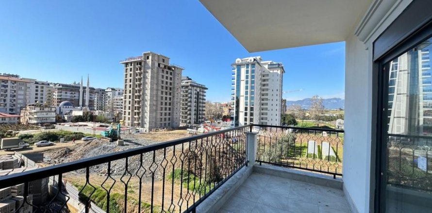 Lejlighed  i Mahmutlar, Antalya, Tyrkiet Nr. 193957