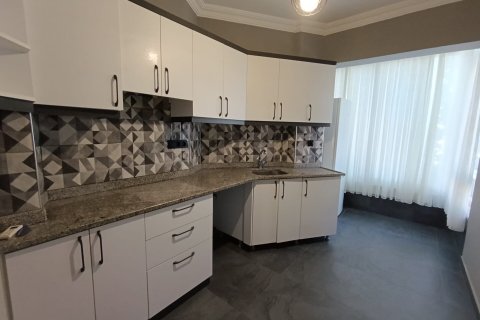 شقة في  Alanya 1 غرفة نوم ، 70 متر مربع . ر قم 183911 - 2