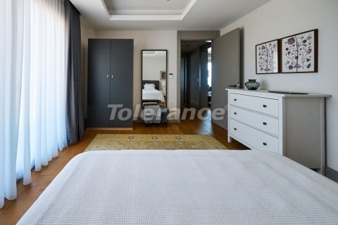 Продажа квартиры  в Анталье, Турция 2+1, 130м2, №175542 – фото 14