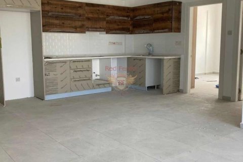 Apartment for sale  in Girne, Northern Cyprus, 2 bedrooms, 80m2, No. 187956 – photo 4