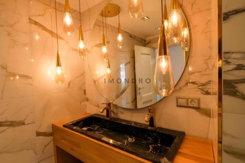 Продажа квартиры  в Бешикташе, Стамбуле, Турция 2+1, 185м2, №194301 – фото 8