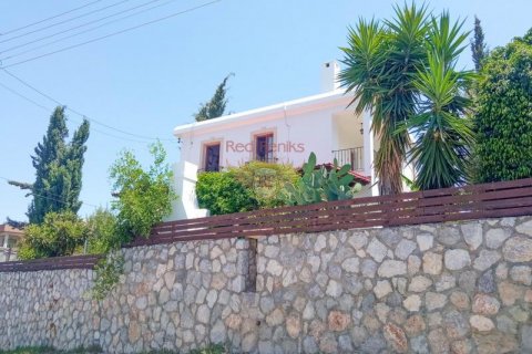 ویلا در  Girne ، امارات متحده عربی 3 خوابه ، 220 متر مربع.  شماره 187873 - 1