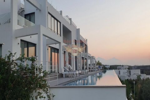 Apartment for sale  in Girne, Northern Cyprus, 2 bedrooms, 226m2, No. 187809 – photo 1