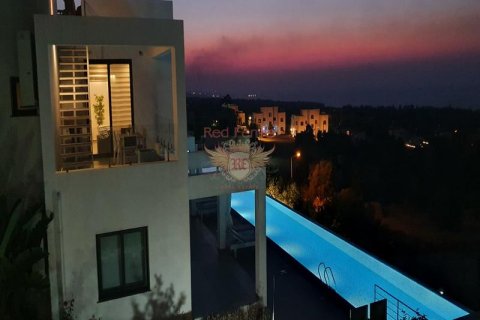 Apartment for sale  in Girne, Northern Cyprus, 2 bedrooms, 226m2, No. 187809 – photo 18