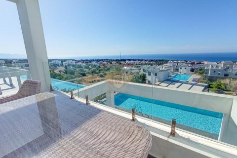 Apartment for sale  in Girne, Northern Cyprus, 2 bedrooms, 226m2, No. 187809 – photo 13