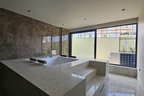 Продажа квартиры  в Анталье, Турция 1+1, 52м2, №184550 – фото 6