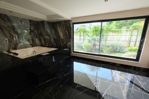 Продажа квартиры  в Анталье, Турция 2+1, 79м2, №184556 – фото 29