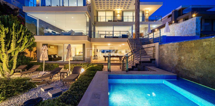 5+1 Villa  i Kas, Antalya, Tyrkia Nr. 193851