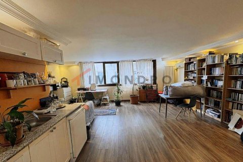 Apartment for sale  in Beyoglu, Istanbul, Turkey, 1 bedroom, 90m2, No. 187069 – photo 4