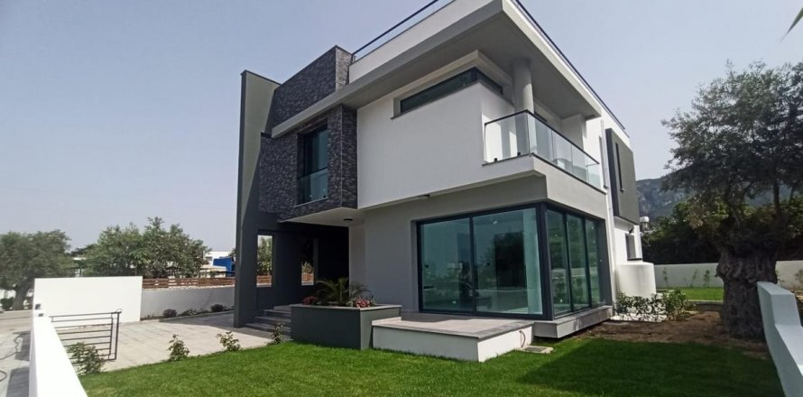 4+1 Villa i Girne, Nr. 190982