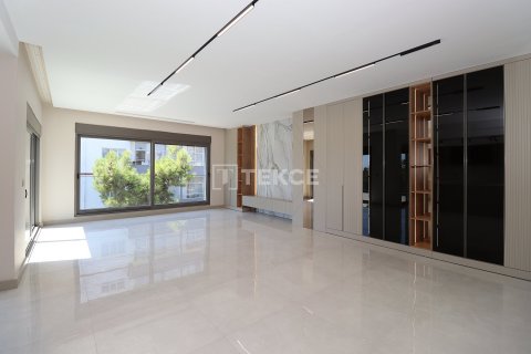 Продажа квартиры  в Анталье, Турция 4+1, 230м2, №206555 – фото 16