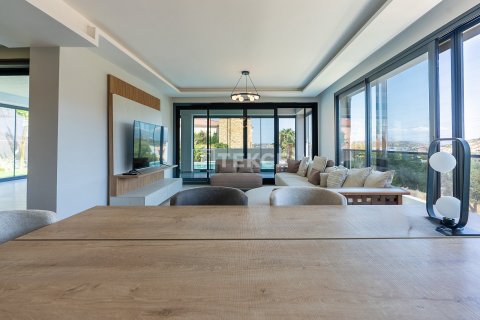 Продажа виллы  в Чешме, Измире, Турция 5+2, 380м2, №206551 – фото 25