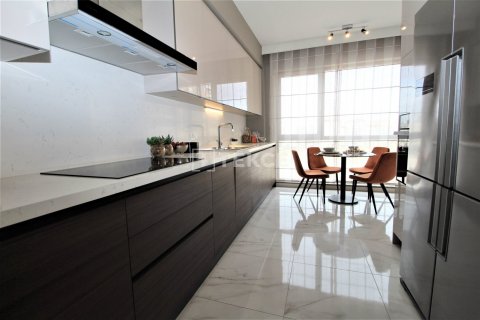 Продажа квартиры  в Чекмекёе, Стамбуле, Турция 1+1, 80м2, №191340 – фото 15
