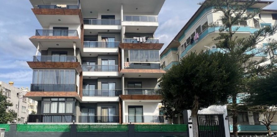 Квартира  3-х ком. в Аланье, Анталья, Турция №211657