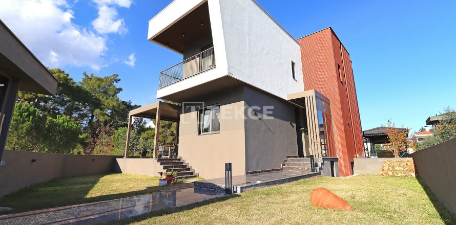 4+1 Villa in Dosemealti, Antalya, Turkey No. 181883