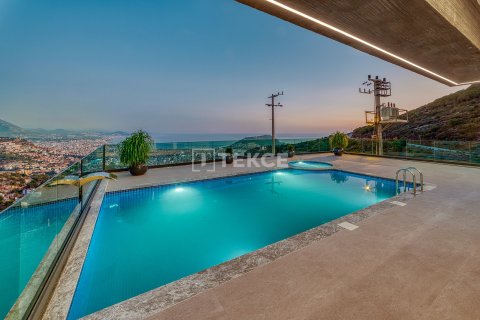 Продажа виллы  в Аланье, Анталье, Турция 4+1, 300м2, №184260 – фото 1