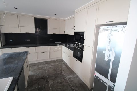 Продажа квартиры  в Гирне, Северный Кипр 2+1, 179м2, №189735 – фото 12
