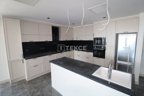 Продажа квартиры  в Гирне, Северный Кипр 2+1, 179м2, №189735 – фото 21
