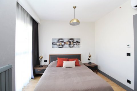 Продажа квартиры  в Стамбуле, Турция 1+1, 84м2, №189739 – фото 9