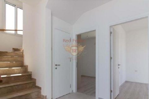 Продажа виллы  в Гирне, Северный Кипр 3+1, 92м2, №187866 – фото 7