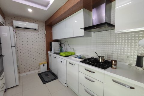 Продажа квартиры  в Анталье, Турция 4+1, 210м2, №191549 – фото 12