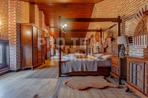 Продажа виллы  в Серике, Анталье, Турция 7 комн., 750м2, №191928 – фото 19